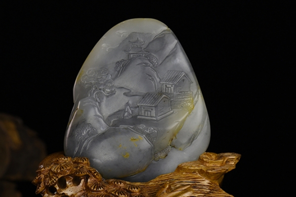 和田玉顏色分類介紹，哪種顏色價(jià)值最高？
