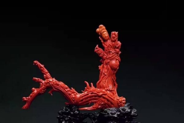 紅珊瑚美女雕件圖片欣賞