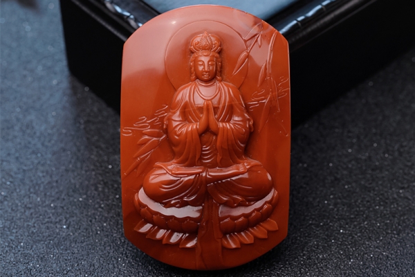 天然南紅瑪瑙的功效，天然南紅瑪瑙圖片