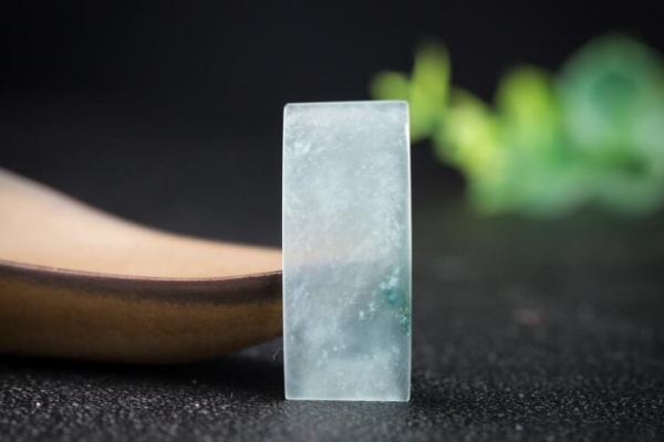 翡翠種類的鑒別和圖解，翡翠的種類和識別圖片