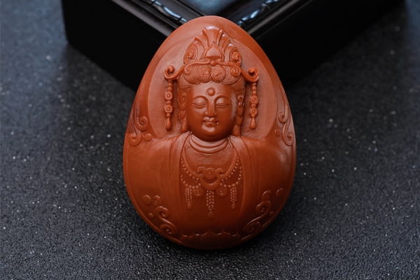 南紅瑪瑙什么樣的好？精品南紅作品欣賞