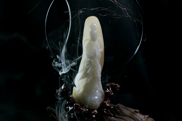 年輕人為什么不能戴玉，戴玉有忌諱嗎？