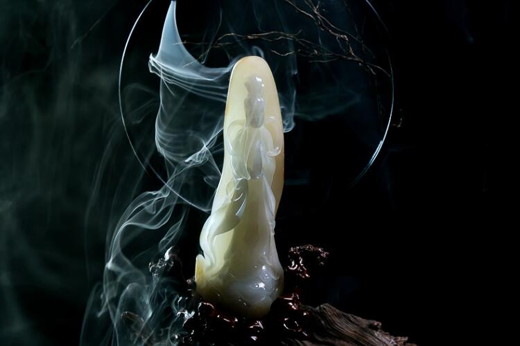 和田玉觀音寓意有哪些？女性能戴和田玉觀音嗎？（7）