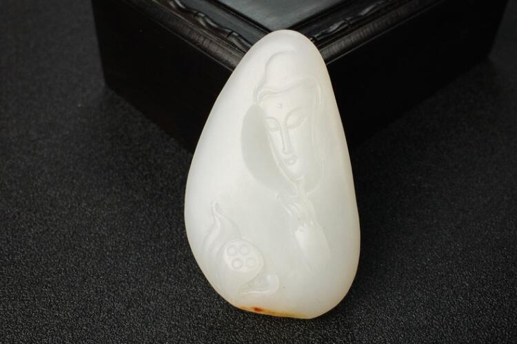 和田羊脂玉價(jià)格高漲，是否值得入手？（1）