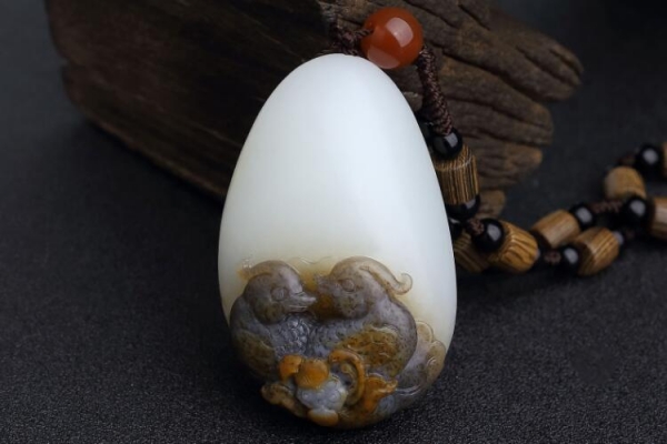 和田羊脂玉價(jià)格高漲，是否值得入手？