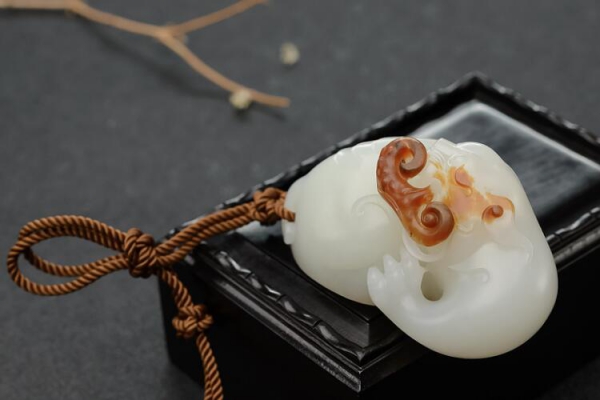和田玉貔貅吊墜價格是多少？如何估算和田玉貔貅的價格？