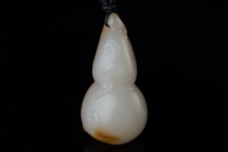 和田玉鑒別最簡(jiǎn)單方法介紹，快來(lái)看看如何鑒別和田玉（1）