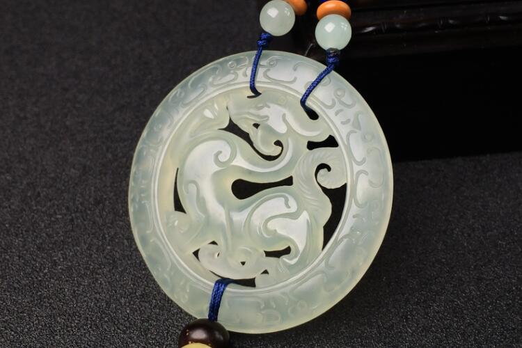 東陵玉與翡翠該如何鑒別？東陵玉究竟是何物？（3）