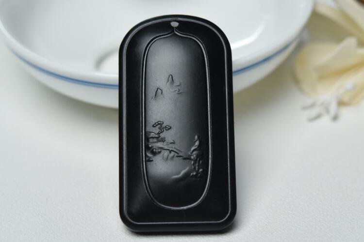 墨玉價(jià)格是多少？只要是黑的和田玉就一定是墨玉嗎？（6）