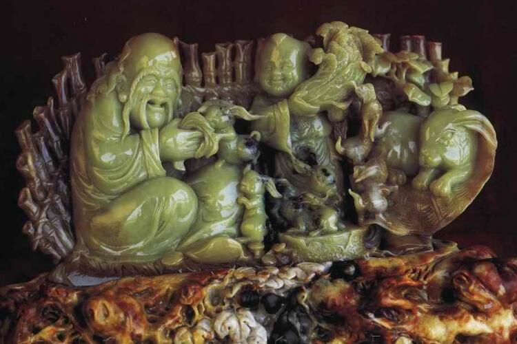 岫巖玉價格為何不如它的名氣？岫巖玉精品擺件圖片（4）