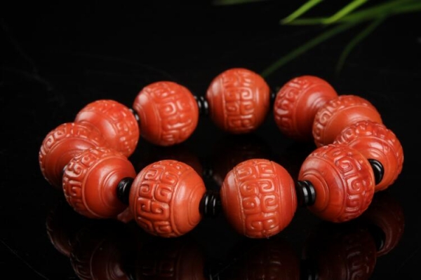 涼山南紅手串欣賞，涼山南紅有哪些特點？