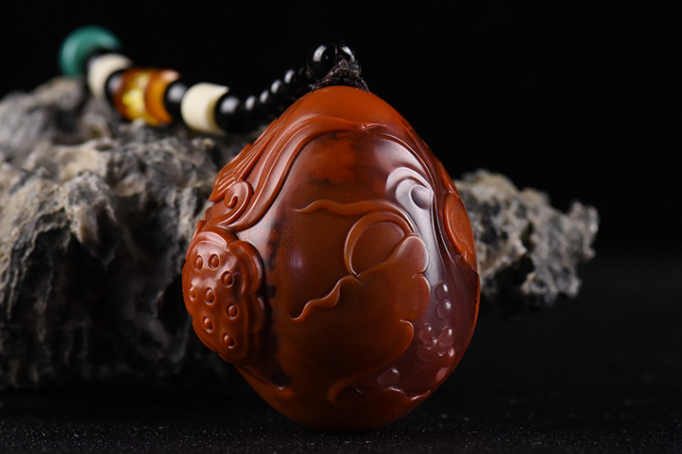 如何挑選南紅瑪瑙？什么樣的南紅瑪瑙才稱得上是精品？（4）