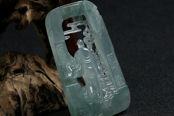 怎么看翡翠的好壞？翡翠的價(jià)值取決于哪些方面？
