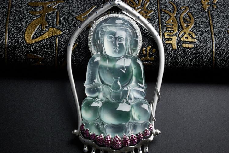 翡翠觀音掛件精品鑒賞，翡翠觀音圖片大全（4）