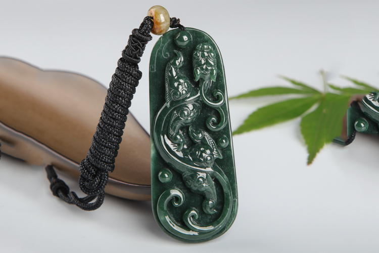 墨綠色的玉石有哪些？墨綠色的玉石種類？（5）