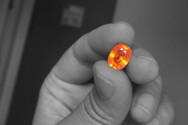 芬達(dá)石是何物？芬達(dá)石有價(jià)值嗎？