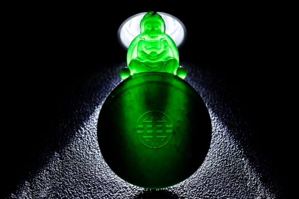 墨翠的鑒定技巧有哪些？如何鑒別墨翠真假？