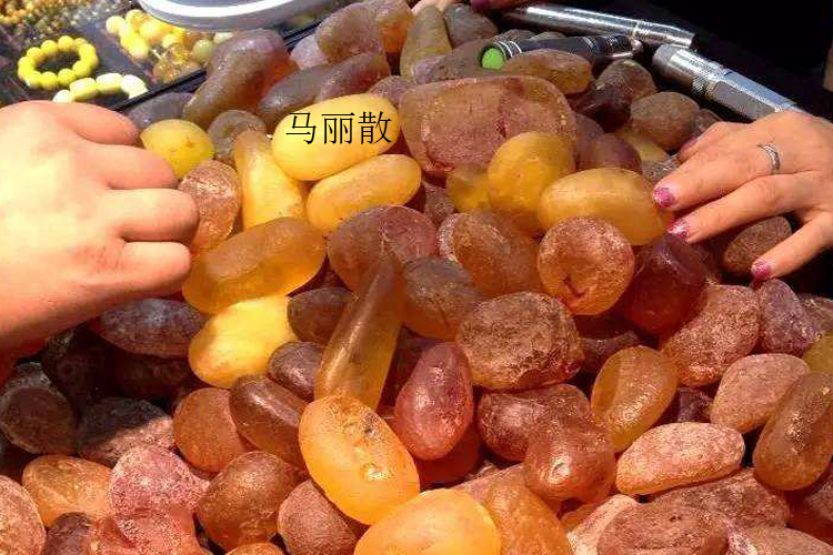 蜜蠟真假圖片講解？帶你通過(guò)圖片了解蜜蠟真假（5）