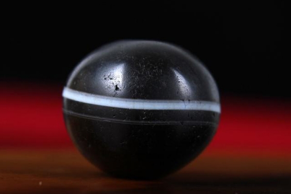 藥師瑪瑙是什么？藥師瑪瑙的價(jià)值大嗎？