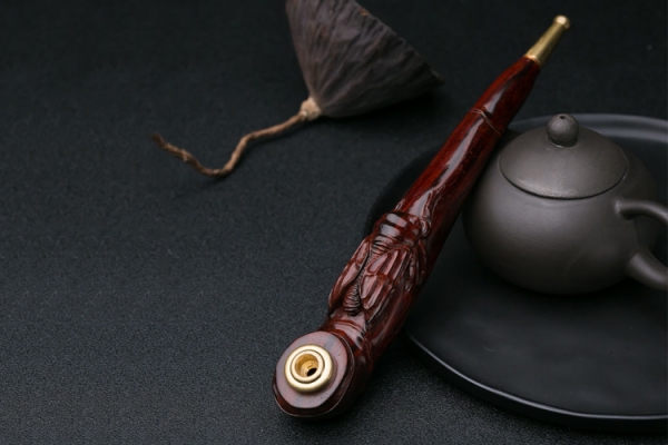 小葉紫檀保養(yǎng)常識(shí)，你知道幾個(gè)？