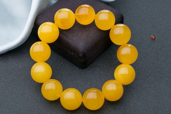 蜜蠟等級(jí)劃分圖解，蜜蠟品質(zhì)的劃分標(biāo)準(zhǔn)