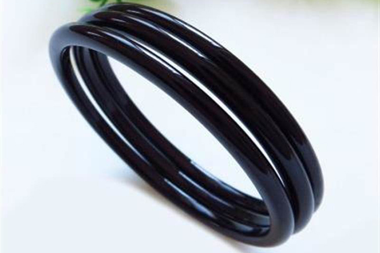 玉髓圖片及價(jià)格介紹？不同顏色的玉髓圖片及價(jià)格（5）