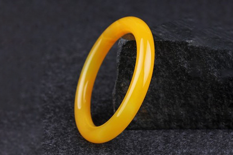 玉髓圖片及價(jià)格介紹？不同顏色的玉髓圖片及價(jià)格（6）