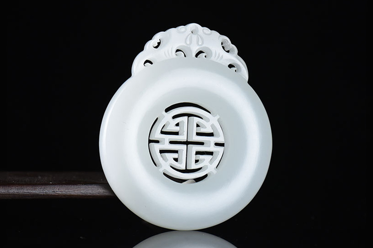 和田玉俄料價(jià)格是多少？俄料真的不值錢(qián)嗎？（4）