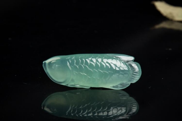 ?晴水翡翠是冰種嗎？晴水翡翠值錢嗎？