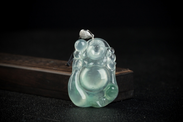 翡翠知識講解？有哪些是一定要了解翡翠的知識？