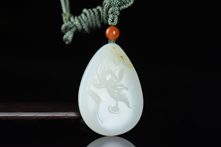 蓮花的寓意有什么？為什么以蓮花為題材的首飾如此受歡迎（6）