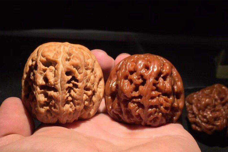玩核桃價格是多少？買一對把玩核桃要多少錢（1）