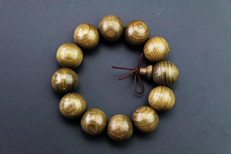 金絲楠陰沉木手串價格是多少？為何市場上的金絲楠價格差距巨大？（3）