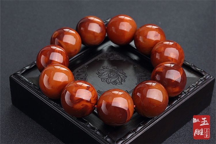 瑪瑙和南紅的區(qū)別-玉雕名家