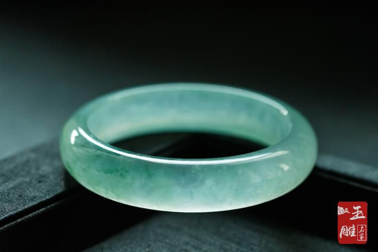 翡翠手鐲價(jià)格-玉雕名家