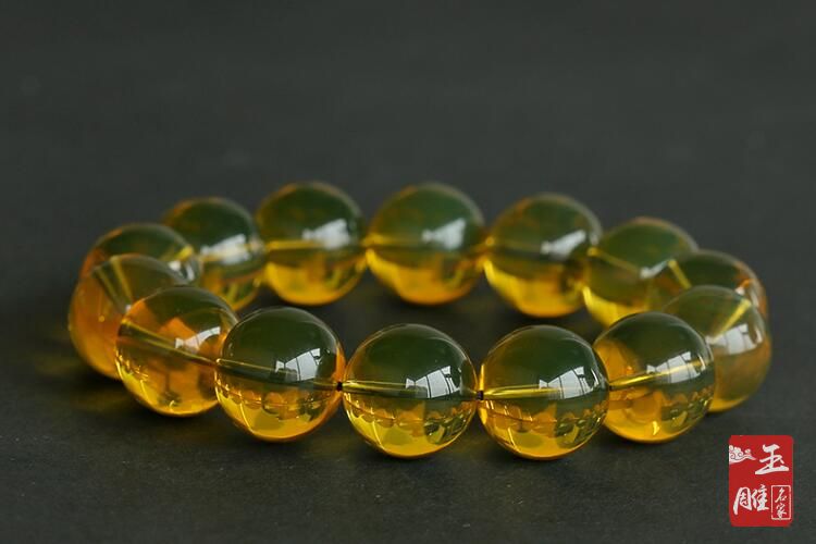 佩戴琥珀的作用-玉雕名家