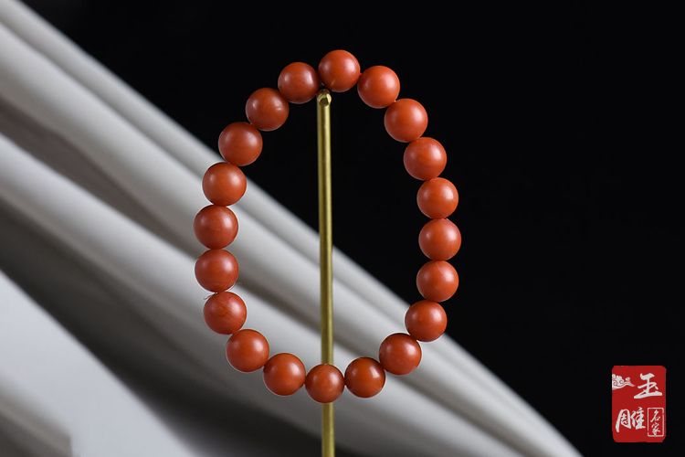 南紅瑪瑙如何鑒別-玉雕名家