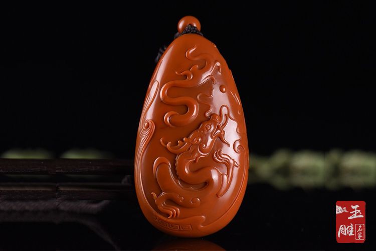 南紅瑪瑙的功效-玉雕名家