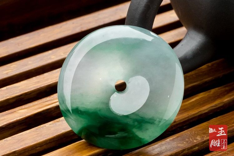 水晶和玉的區(qū)別-玉雕名家