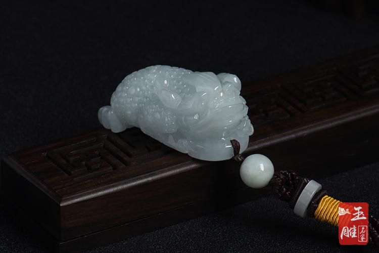 三足金蟾招財是真的嗎-玉雕名家